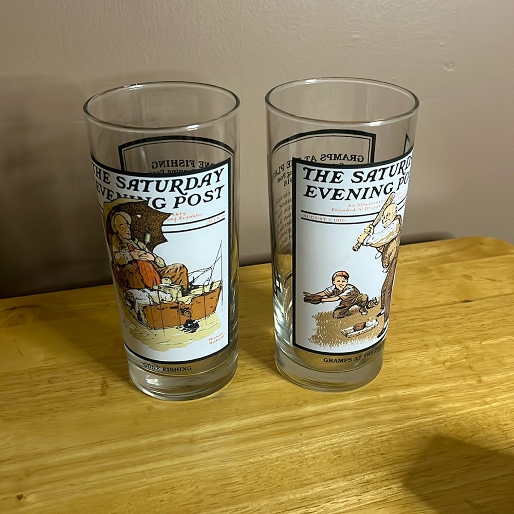 😄Arby’s 1987 glasses the Saturday evening post
